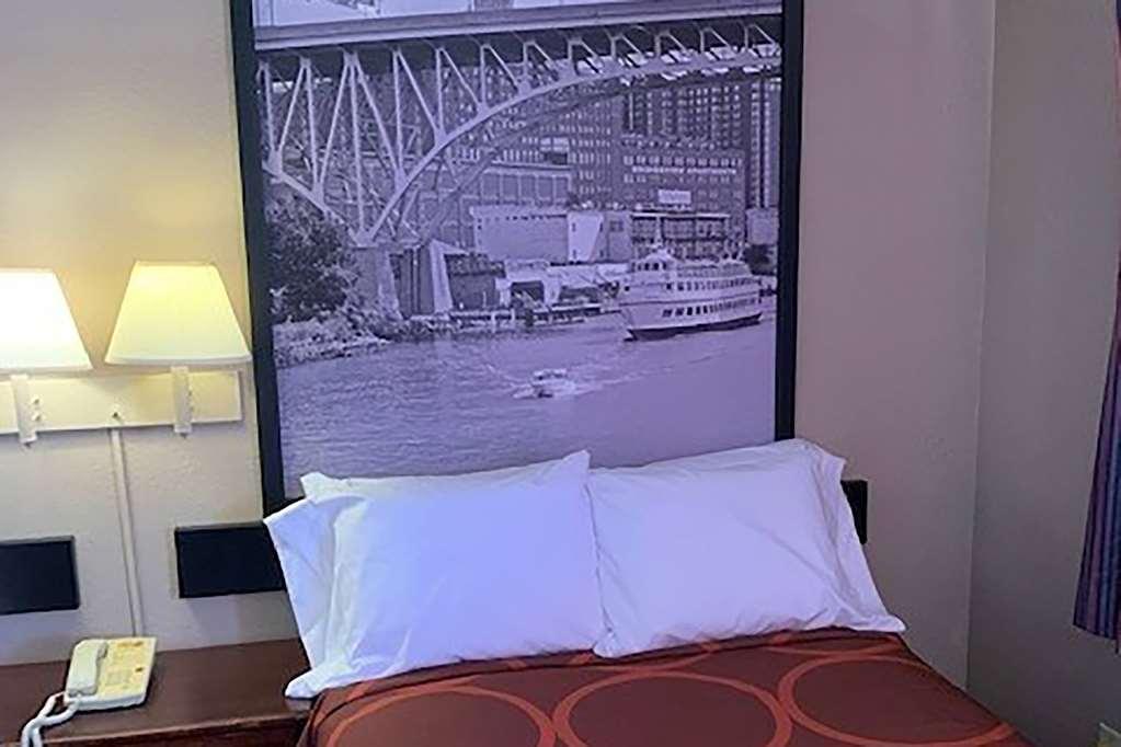 Rodeway Inn Янгстаун Номер фото
