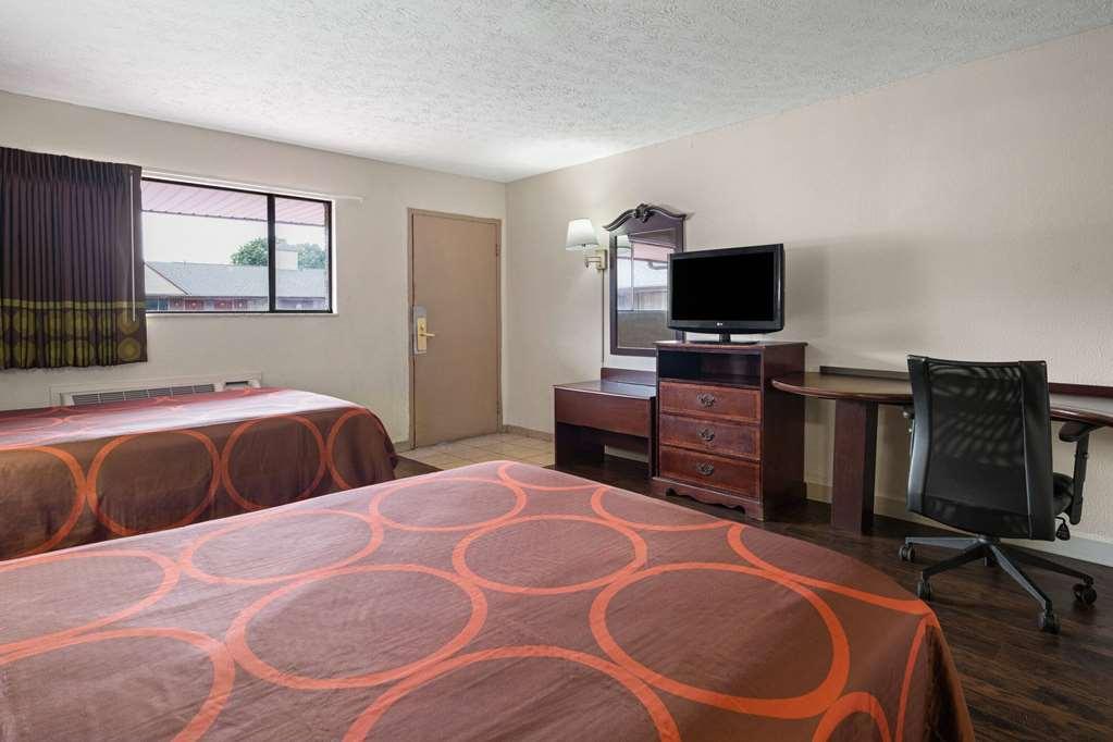 Rodeway Inn Янгстаун Номер фото